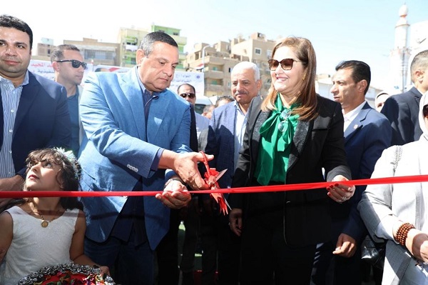 وزير التنمية المحلية