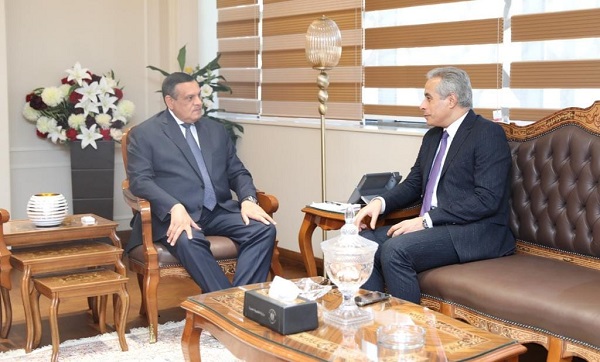 وزيرا التنمية المحلية و العمل يبحثان مجالات التعاون المشترك