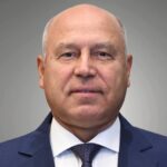 الفريق مهندس كامل الوزير وزير النقل