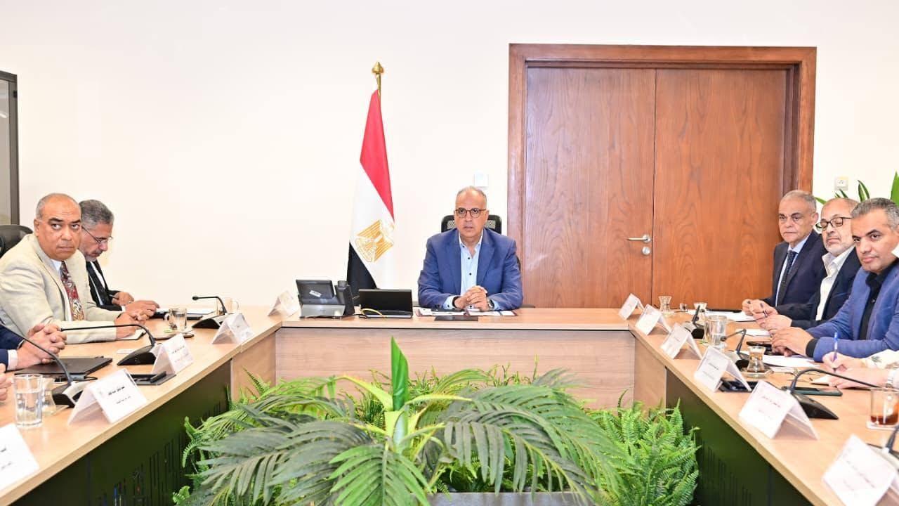 وزير الري