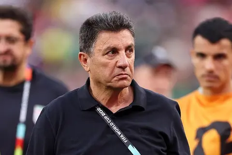 مدرب منتخب إيران أمير قالينوي