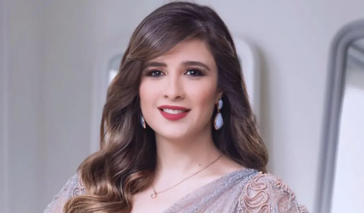 ياسمين عبد العزيز