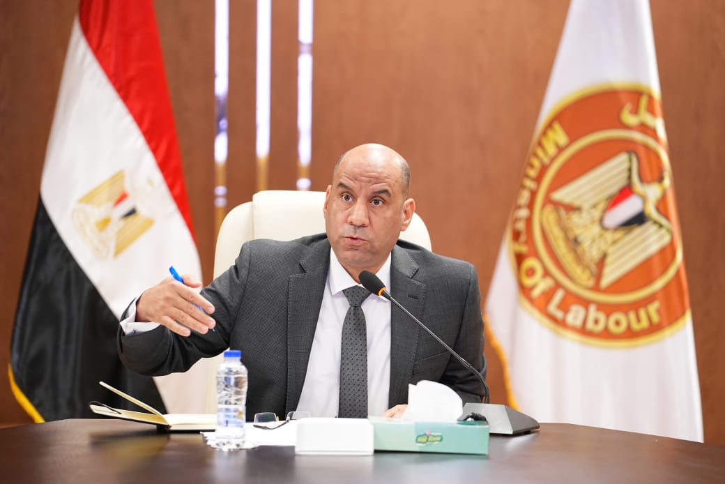 وزير العمل